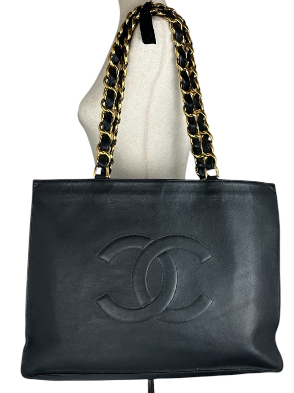 CHANEL CC LOGO LAMBSKIN SHOPPER TOTE BAG JUMBO - Picture 3 of 11